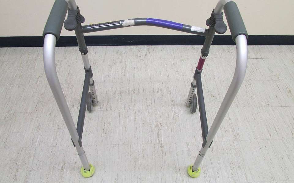 Просящего милостыню лже-инвалида задержали в Воронеже