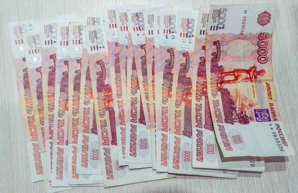 Подешевел 5-этажный торговый центр в воронежском райцентре на 30 млн рублей