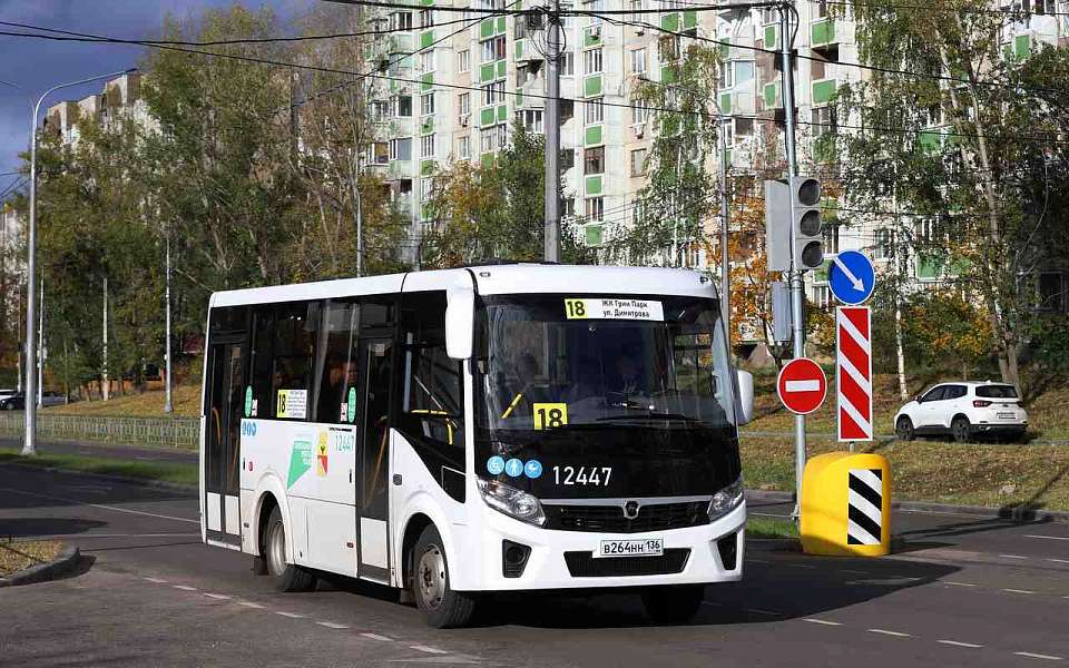 Схему движения популярного автобусного маршрута изменили в Воронеже