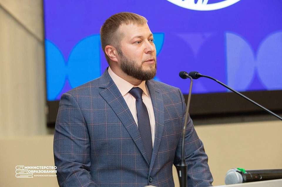 В воронежском этапе всероссийского конкурса "Учитель года России" победил учитель физкультуры