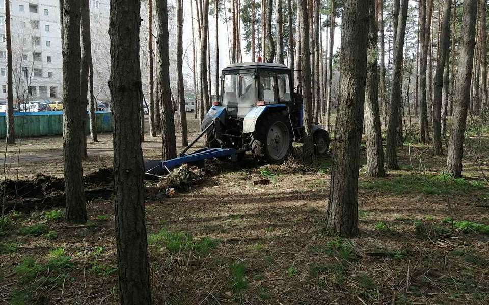 В Коминтерновском районе провели противопожарную опашку