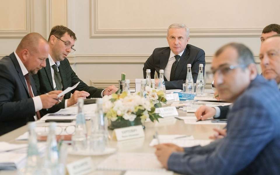 Модернизацию дорожного движения в Воронеже обсудили в правительстве региона