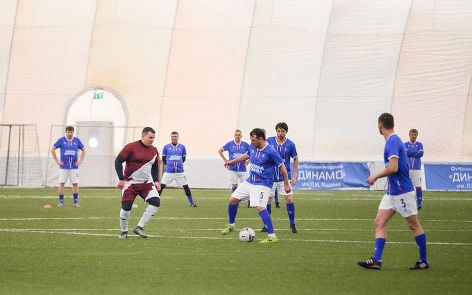 Товарищеский футбольный матч «Росгвардия – Факел» прошел в Воронеже