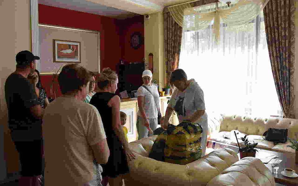 Гуманитарную помощь получили жители пунктов временного размещения, расположенных на территории района