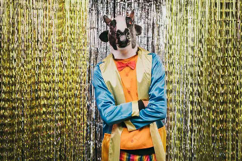 О странных аниматорах на площади Ленина предупредили воронежцев