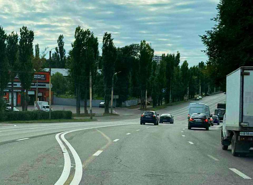 На 80% выполнены работы по обновлению разметки на улице Лебедева в Воронеже