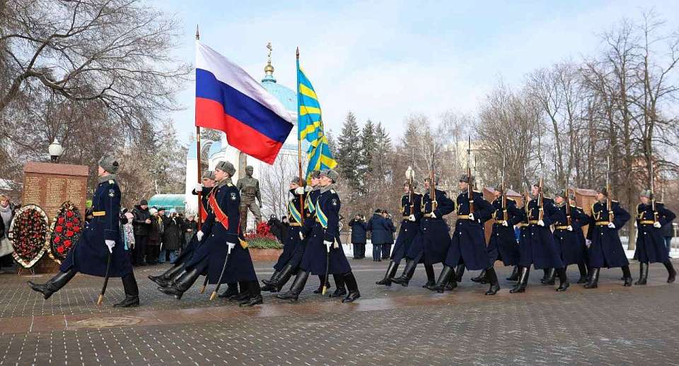 Память погибших участников локальных конфликтов и войн торжественно почтили в Воронеже
