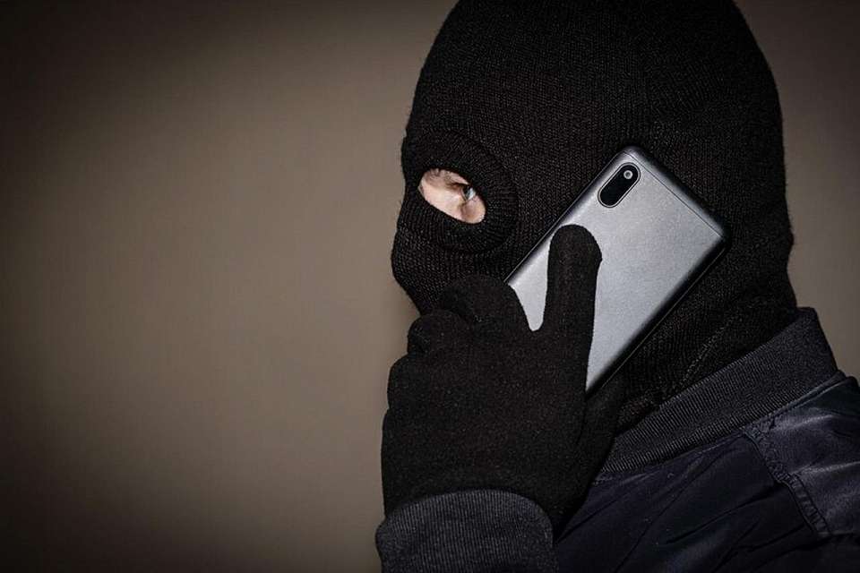 Воронежцев предупредили о новой схеме мошенников с «тайными операциями спецслужб»