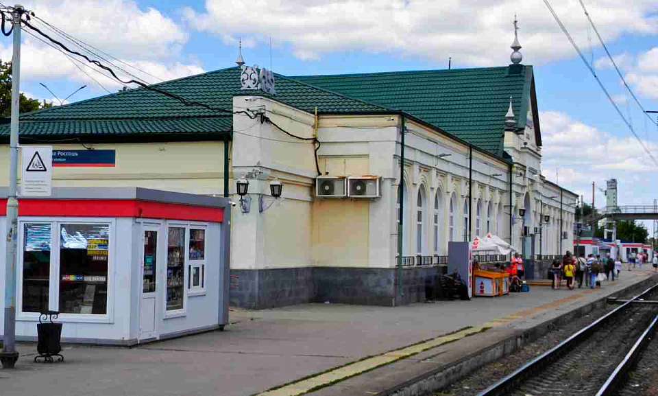 К Воронежской области приблизились украинские БПЛА: под угрозой - Россошанский район