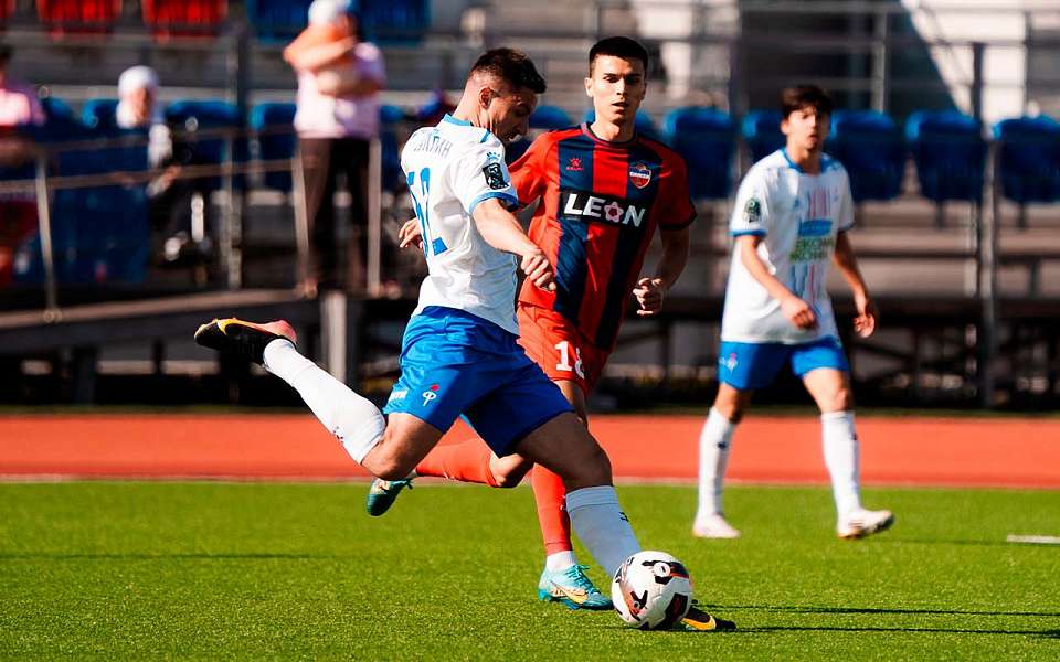 Ничьей разошлись в Красноярске «Енисей» и воронежский «Факел»