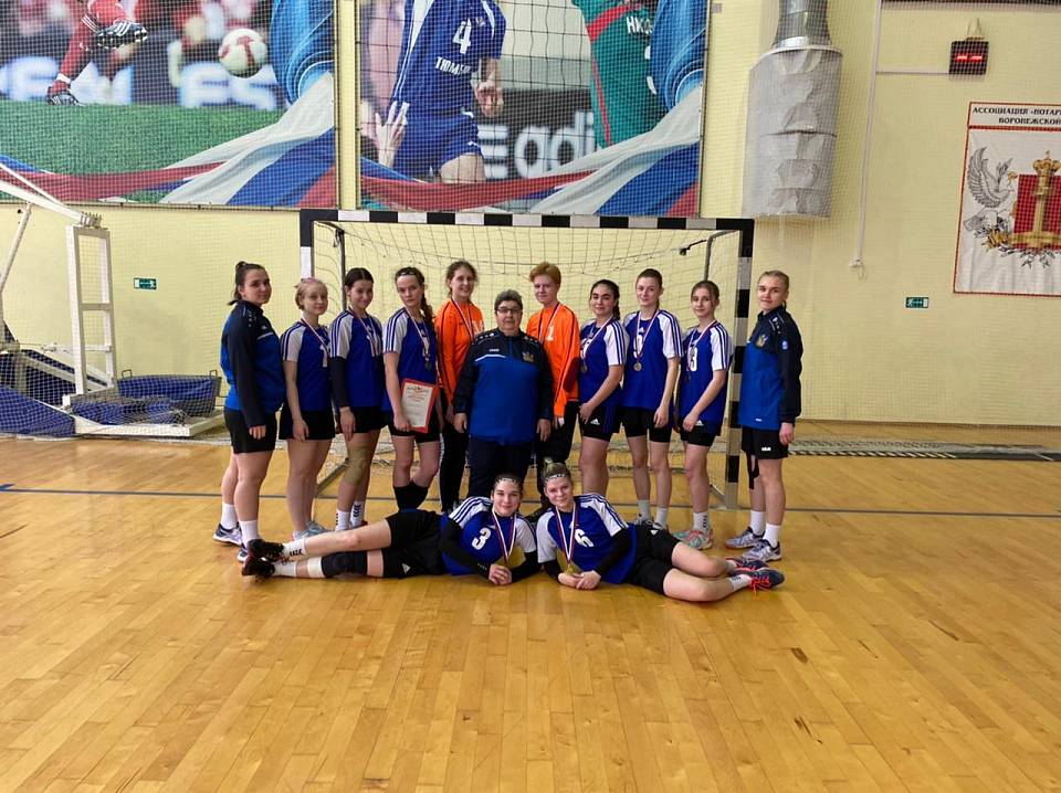 Гандболистки из Ленинского района стали лучшими на областной спартакиаде