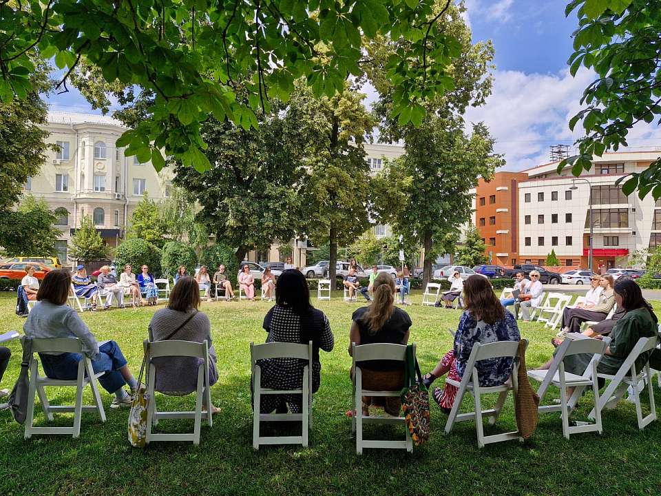 42 человека примут участие в традиционной эстафете-чтении Платонова в Воронеже