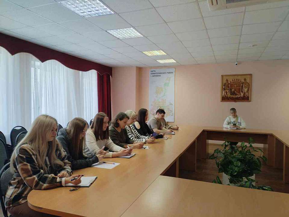 В Коминтерновском районе прошел диктант ЖКХ