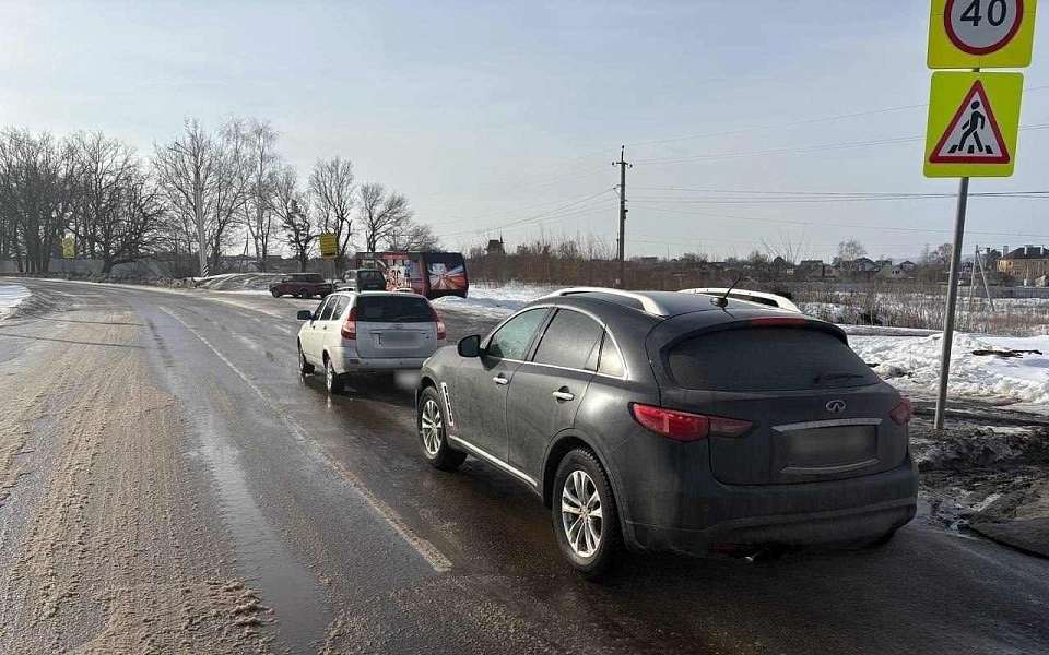 Жительница Воронежа пострадала в ДТП легковых машин в Рамонском районе