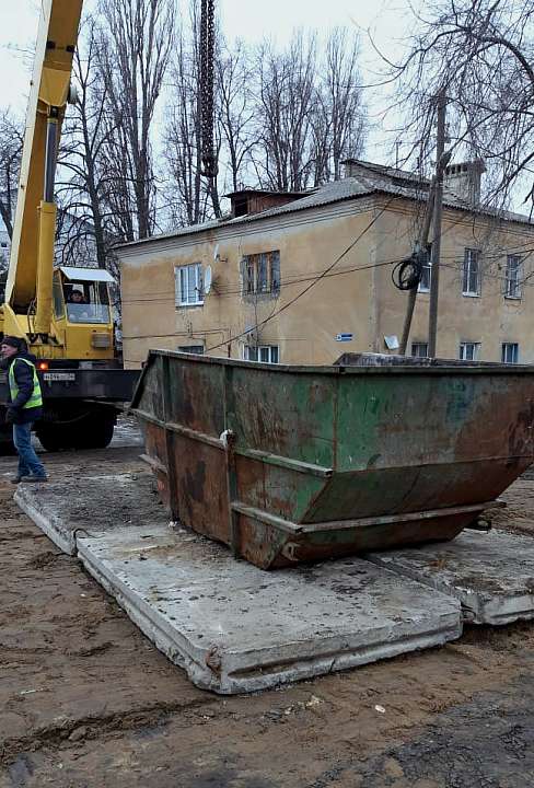 В Ленинском районе продолжается благоустройство площадок для сбора ТКО