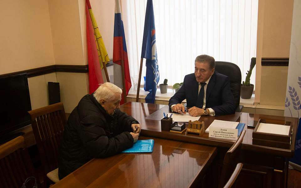 От стратегических инициатив до советов по утеплению дачи: В «Единой России» работают с обращениями граждан 