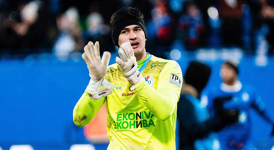 Вратарь воронежского «Факела» Виталий Гудиев продлил контракт с клубом