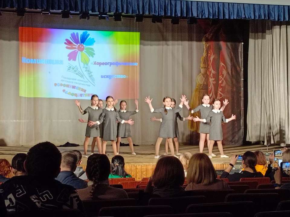 В Коминтерновском районе подвели итоги конкурса творчества дошкольников