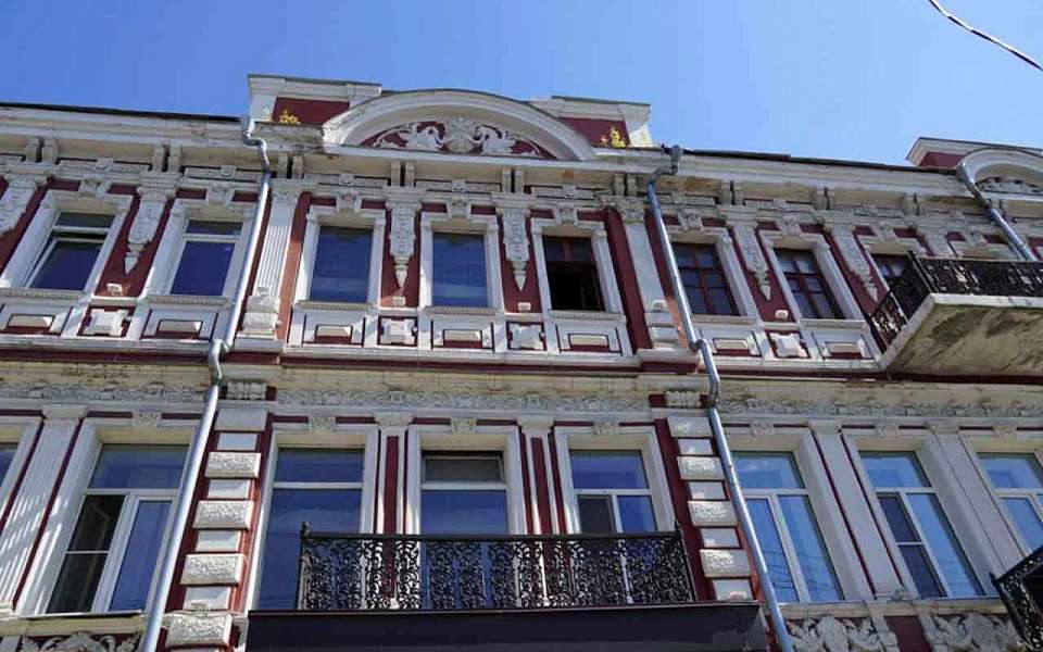 Незаконный ремонт исторического здания гостиницы «Бристоль» выявили в Воронеже