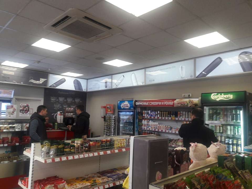 В Коминтерновском районе продолжается борьба с незаконной алкогольной продукцией