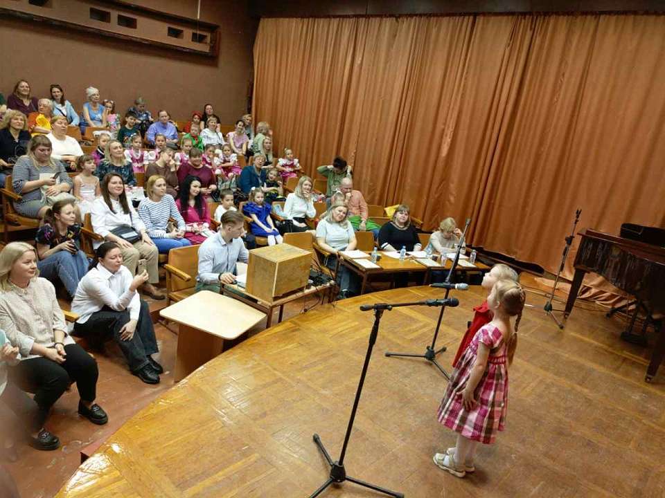 В Ленинском районе прошел конкурс детского творчества