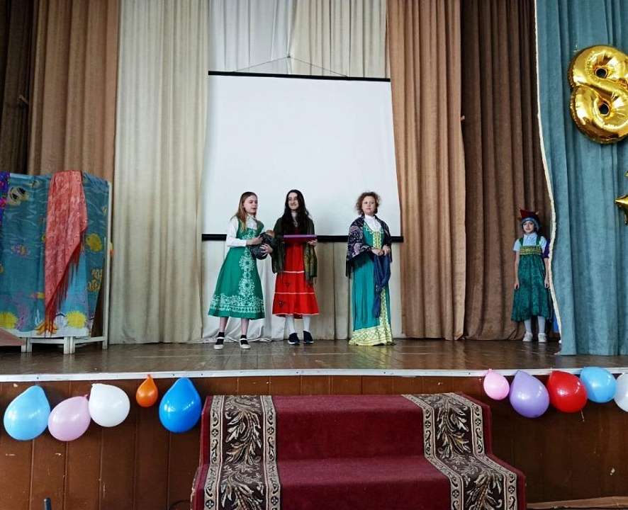 В Ленинском районе продолжаются «Разговоры о важном»