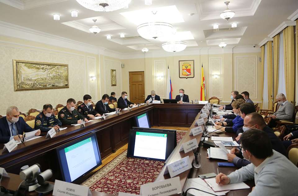 Антитеррористическая комиссия Воронежа обсудила проведение новогодних праздников