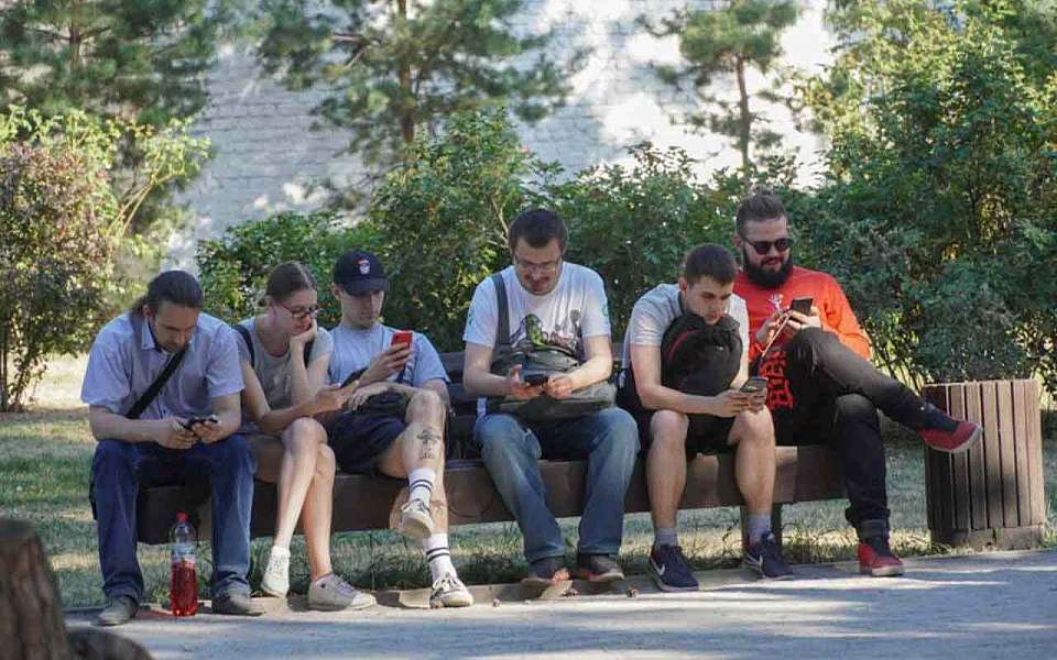 Как избежать блокировки мобильной связи, рассказали воронежцам