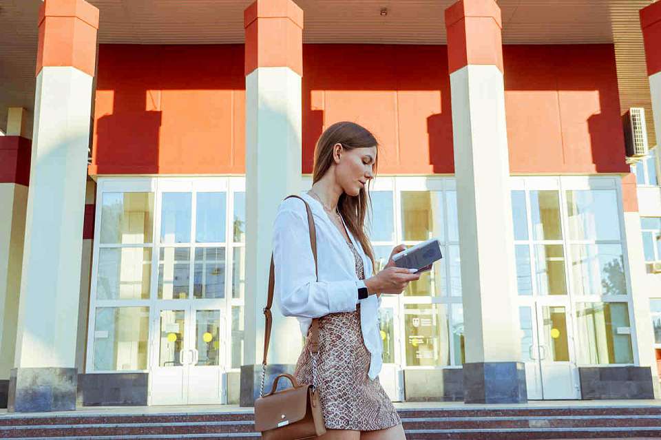 Сколько стоит обучение в вузах Воронежа