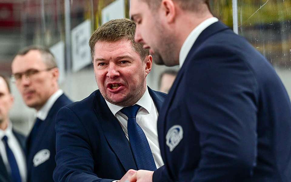 Тренер воронежского «Бурана» Юрий Наваренко: «Залог успеха – в работе ребят»