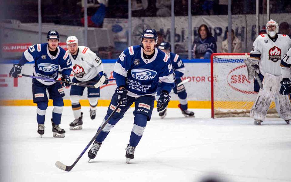 «Буран» в Воронеже уверенно переиграл «Олимпию»