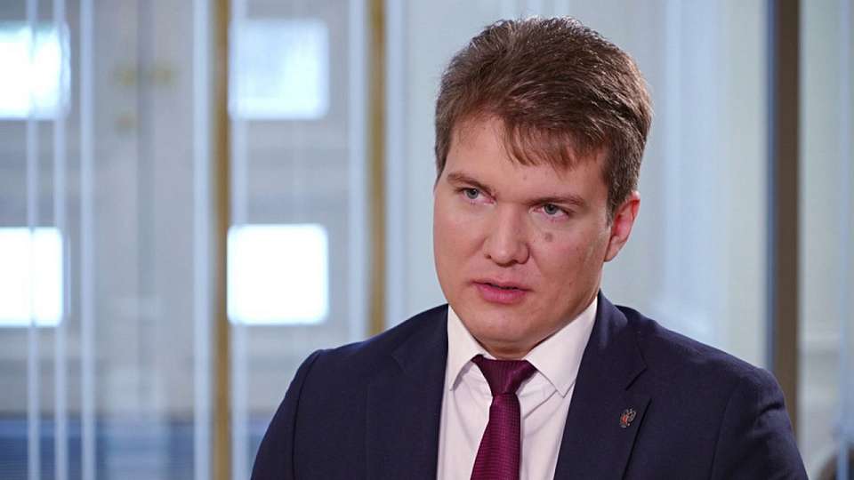 Максим Захаров оставит должность замминистра промышленности и транспорта Воронежской области