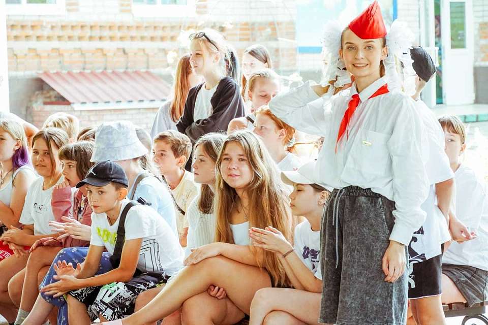 Воронежскому родителю путевка в лагерь на одного ребенка обойдется в среднем в 30 тысяч рублей