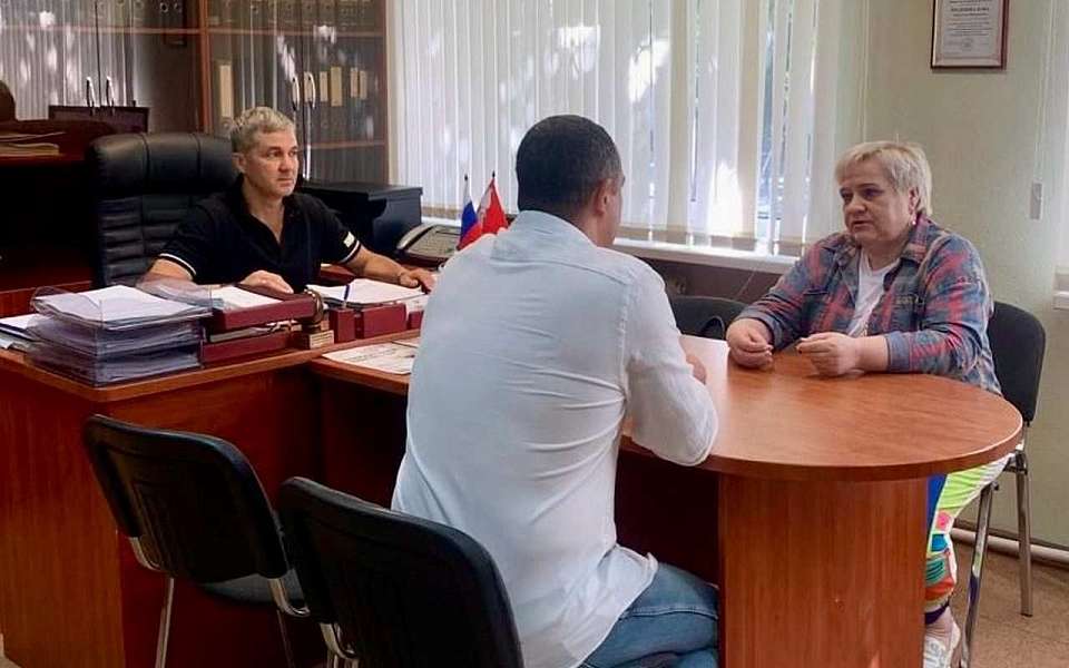 В общественной приёмной Губернатора Александра Гусева состоялся очередной приём граждан 