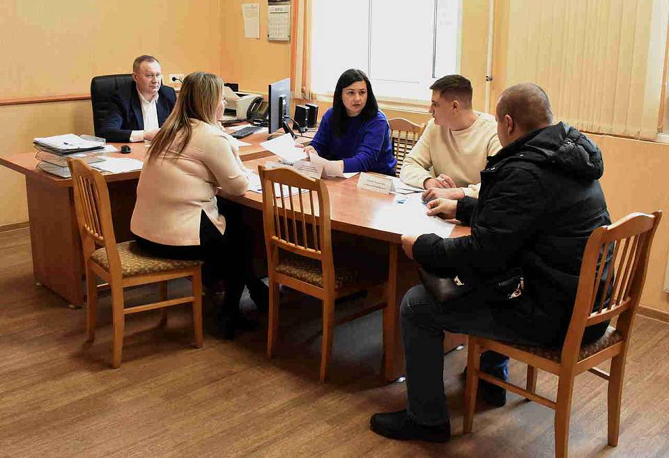 В Ленинском районе следят за финансовой дисциплиной