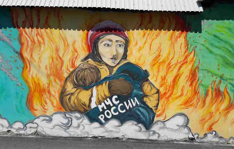 Воронежские пожарные потушили вспыхнувший при повреждении БПЛА пожар на объекте инфраструктуры