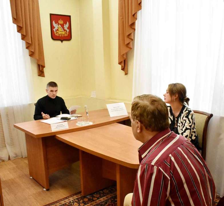 Глава Ленинского района Иван Молоканов провел прием граждан