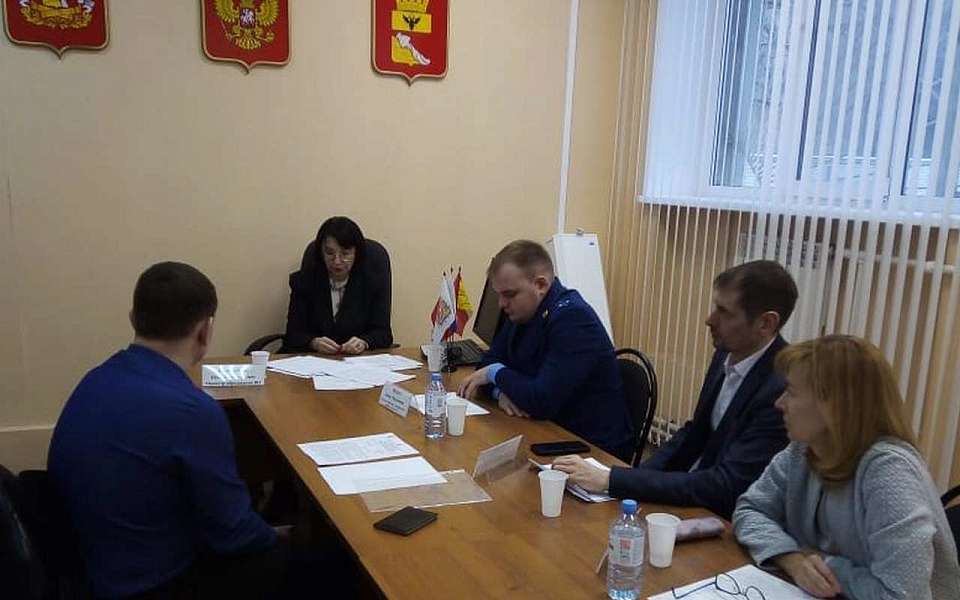  На приеме у министра образования обсудили организацию доступа школьников к спортивным объектам гимназии