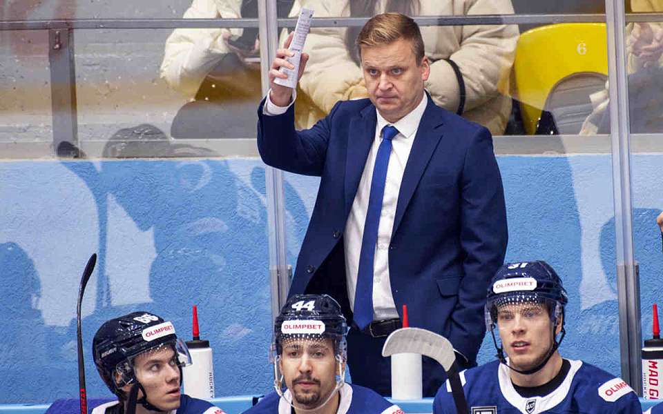 Тренер воронежского «Бурана» Филипп Метлюк: «Была мужицкая игра, кость в кость»