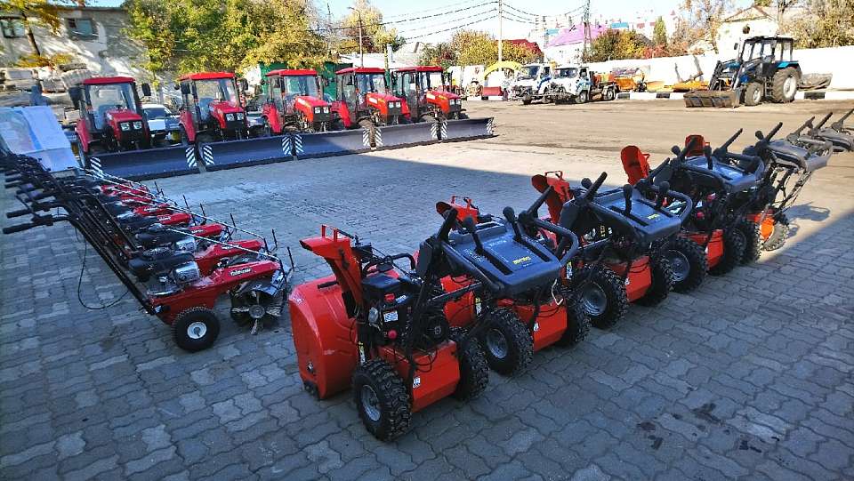 В Центральном районе Воронежа проверили готовность техники к зимнему периоду
