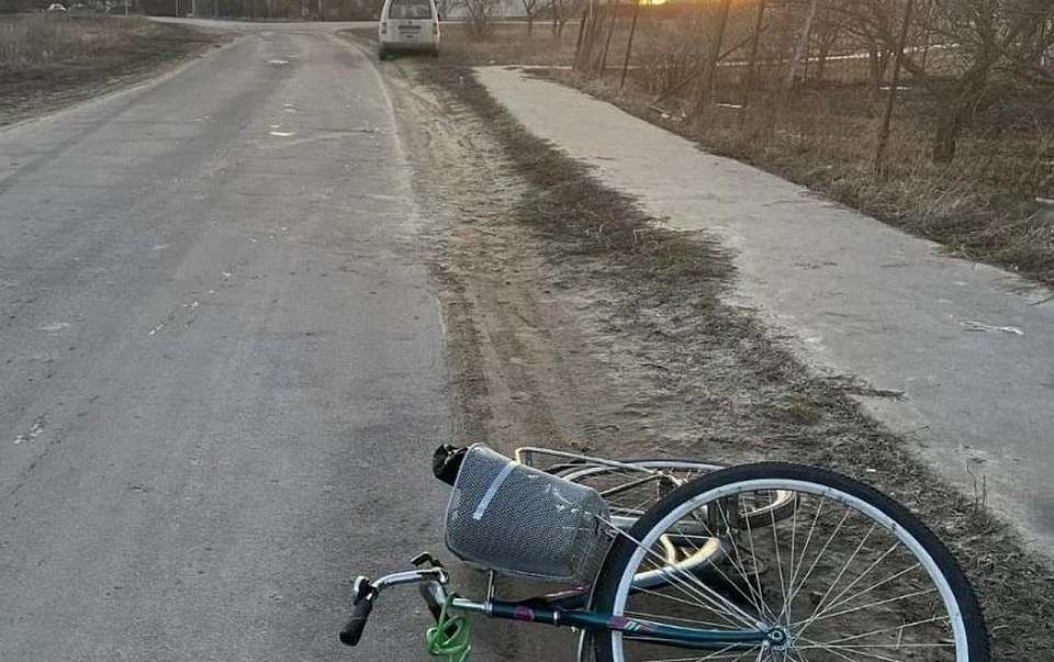 Автомобилистка на Volkswagen сбила велосипедистку в воронежском райцентре