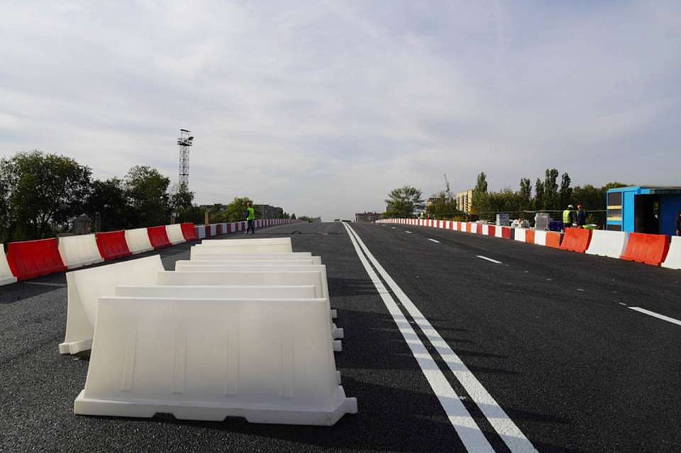 За 900 млн рублей заменят асфальт на 8 улицах в Воронеже