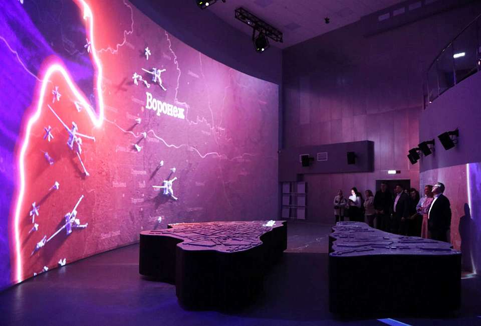 Глава Воронежа выступает за ежегодное обновление контента для мультимедиа в Музее-диораме