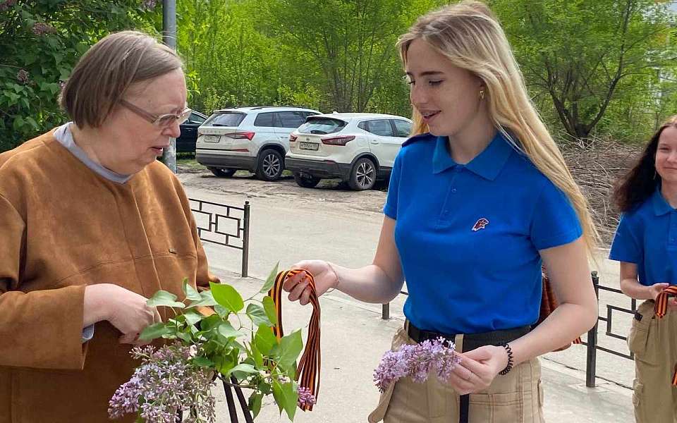 Коминтерновский район присоединился к Всероссийской акции «Георгиевская ленточка»