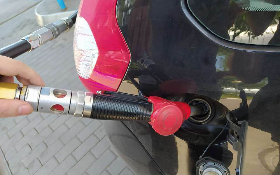 За кражу бензина и солярки под суд отдали жителя Воронежской области