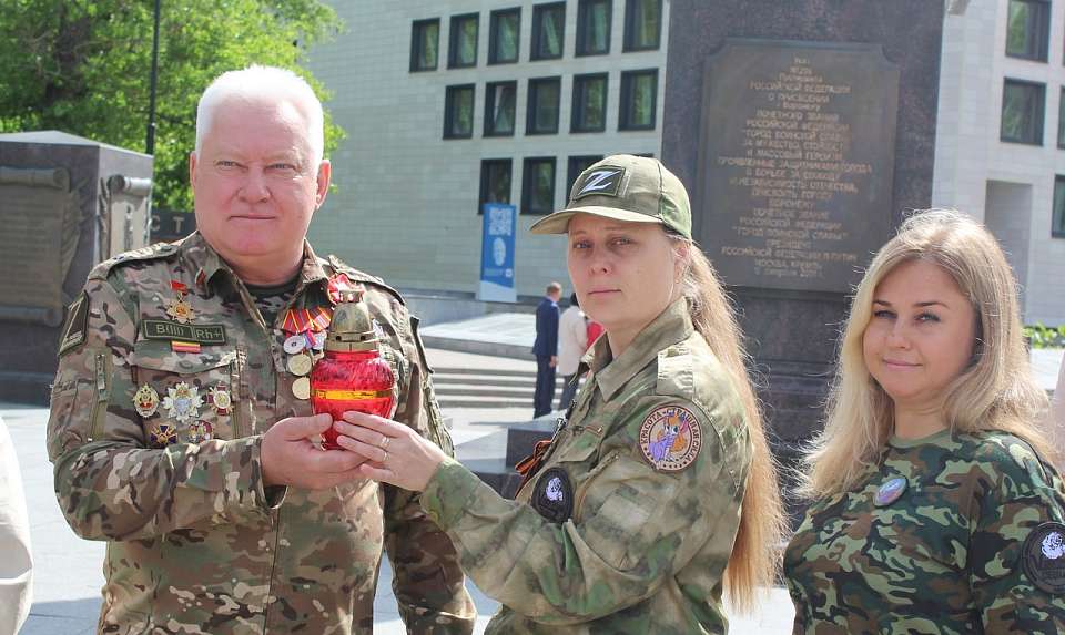 Воронеж встретил частицу Вечного огня из Брестской крепости в преддверии Дня Победы