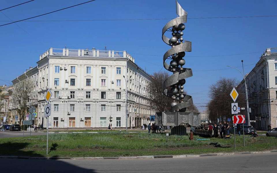 Элементы памятника советской науке разобрали для ремонта в Воронеже