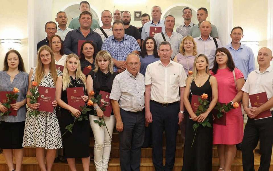 Представителей строительной отрасли поздравили с праздником в мэрии Воронежа