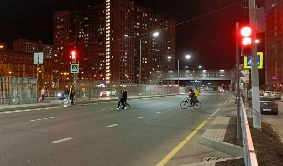 В штатном режиме заработал светофор на улице Крынина в Воронеже