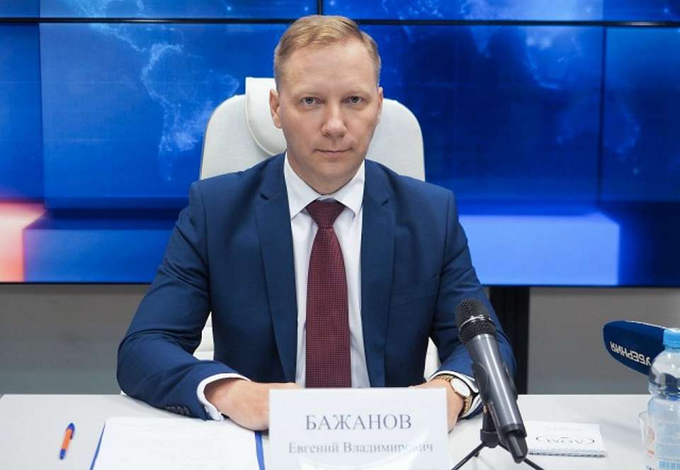 О рисках из-за роста цен на топливо предупредил глава МинЖКХ Воронежской области